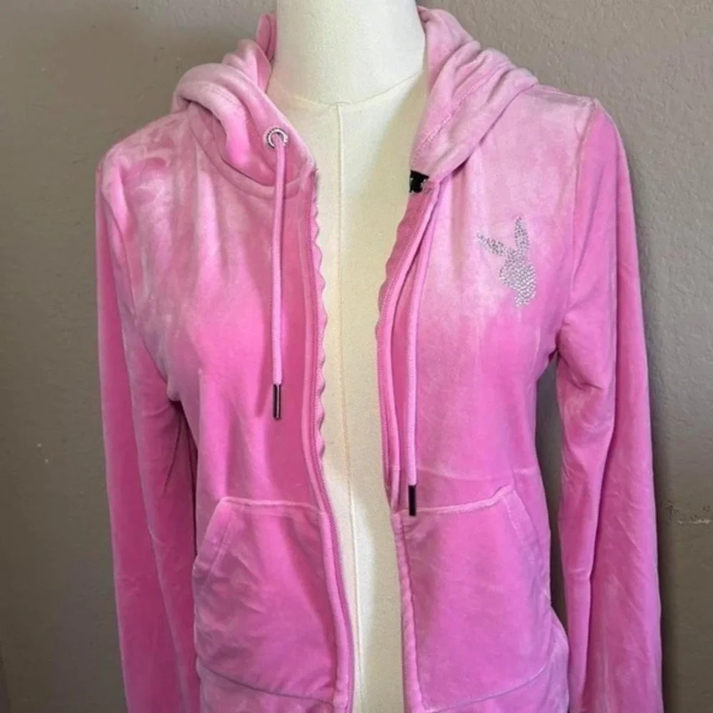 Pink Playboy - Picture 4 of 8